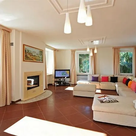 Villa Apollo Vassena